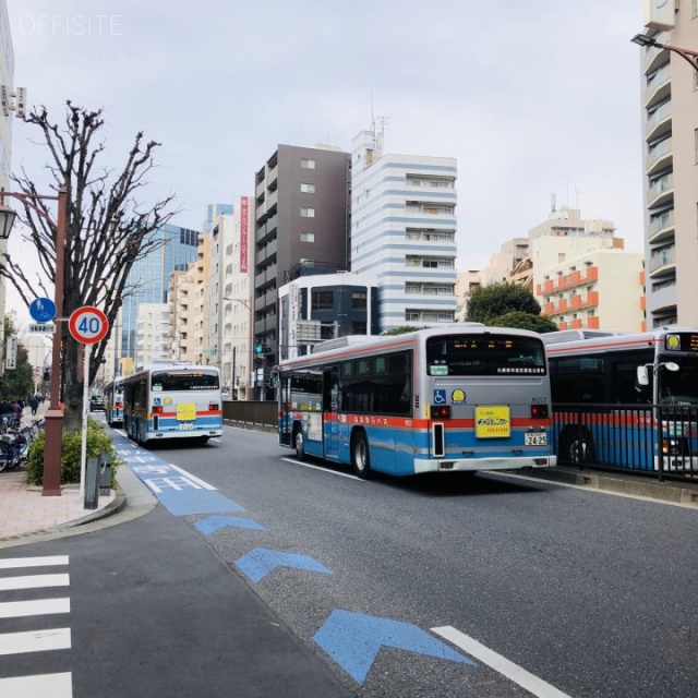 αNEXT大森海岸 ビル前面道路