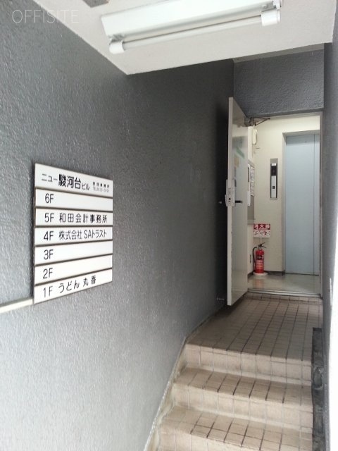 ニュー駿河台ビル エントランス