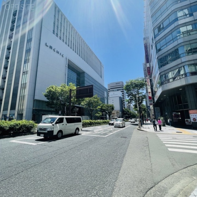 鏡栄ビル 前面道路