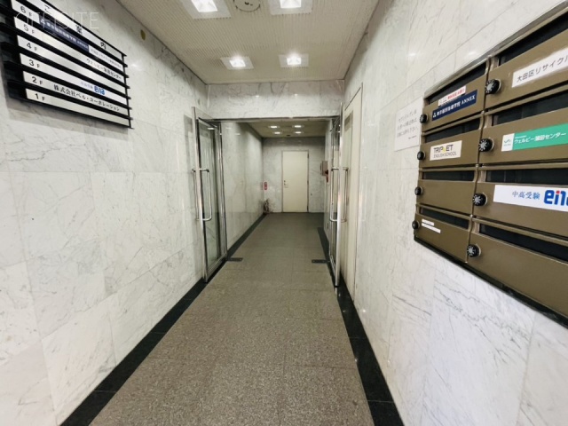 エムアンドエム1ビル　エントランス