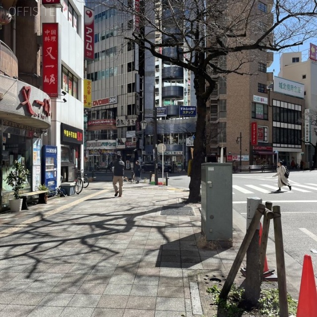 小川ビル 前面道路