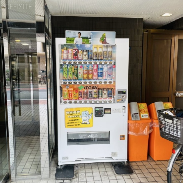 東上野ビル 自動販売機