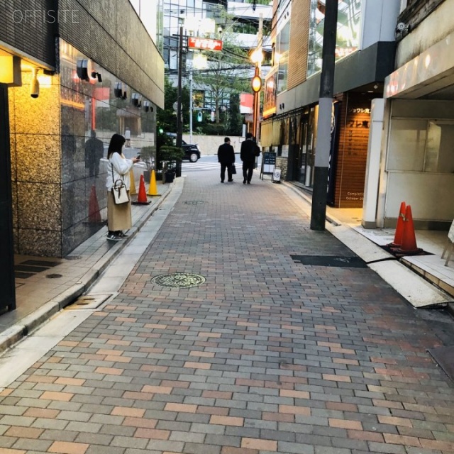 RKF恵比寿ビル ビル前面道路