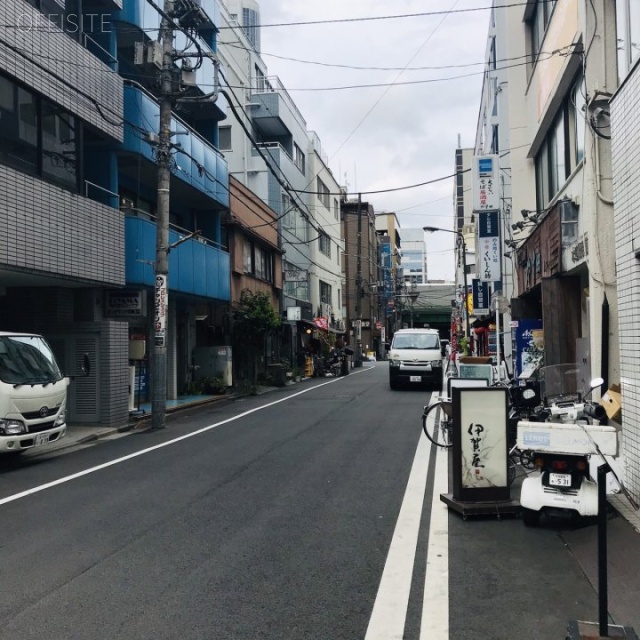 US水道橋ビル ビル前面道路