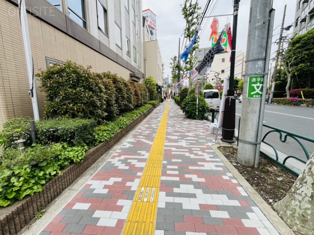 日個連会館　周辺