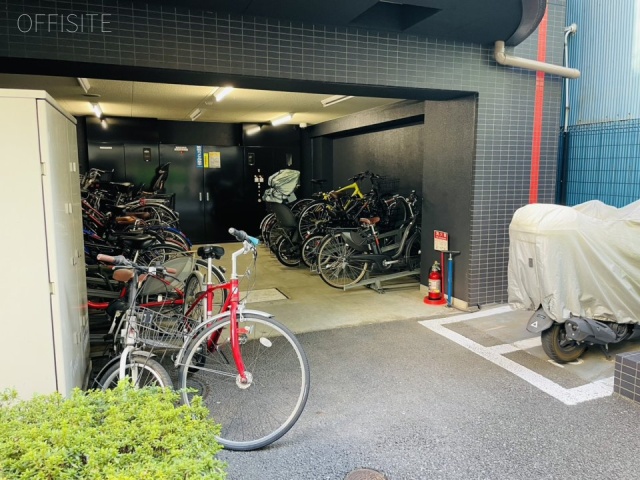 パレソレイユAKIBAEAST　駐輪場