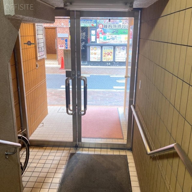 朝倉ビル エントランス