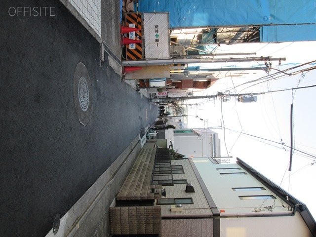 表参道101 ビル前面道路