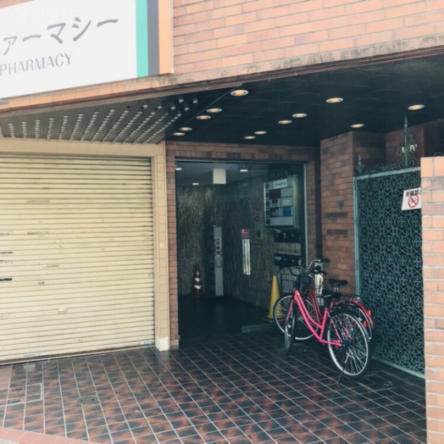 朝日新宿館 エントランス