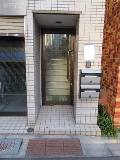 矢村ビル エントランス