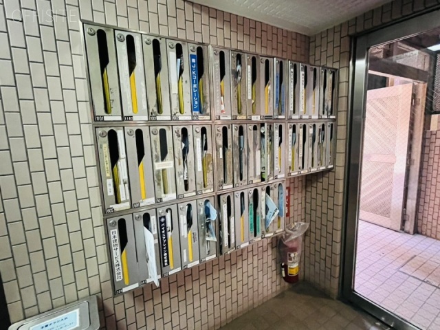 サニープラザ新宿御苑 エントランス