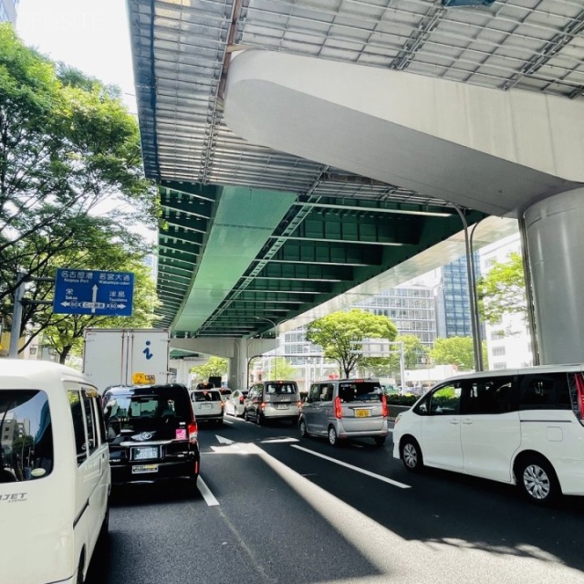 名駅KDビル 前面道路