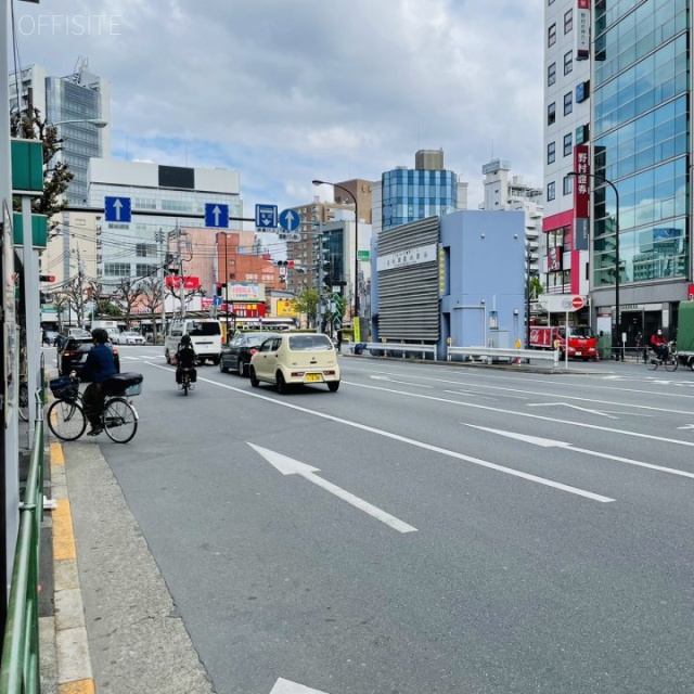 魚耕天沼ビル ビル前面道路