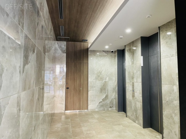 タスク新御徒町ビル　エントランス