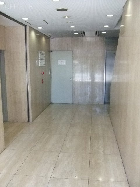 ニキグラスビル 画像