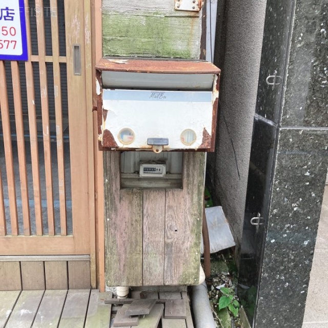 中本ビル エントランス