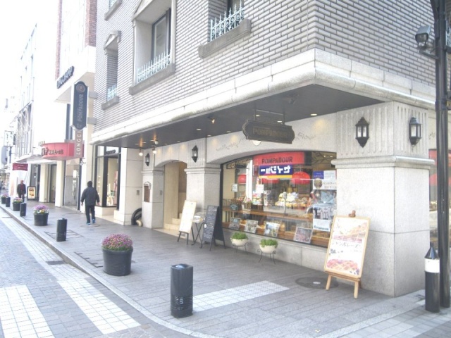 ポンパドウル元町本店ビル IMGP0381.JPG