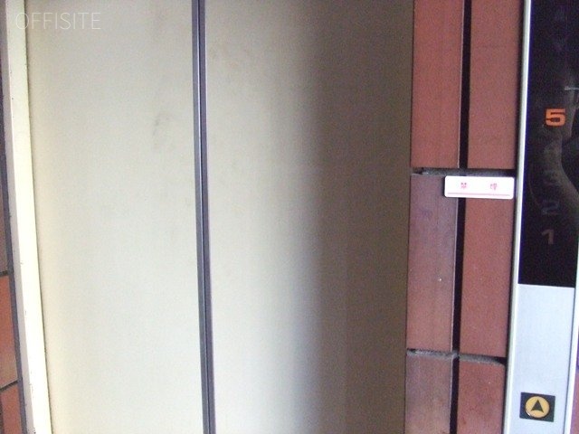 市川ビル 画像