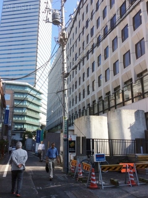 溜池プライムビル ビル周辺道路