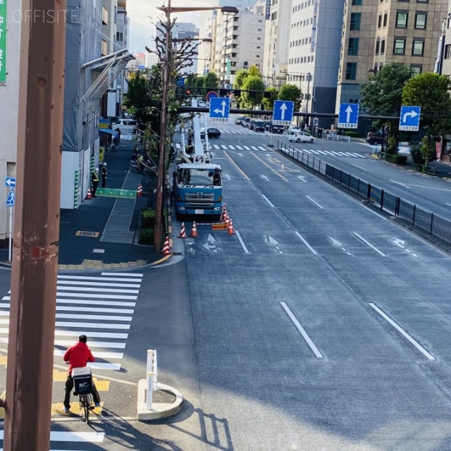 ウツギビル ビル前面道路