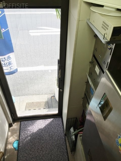 大澤ビル エントランス