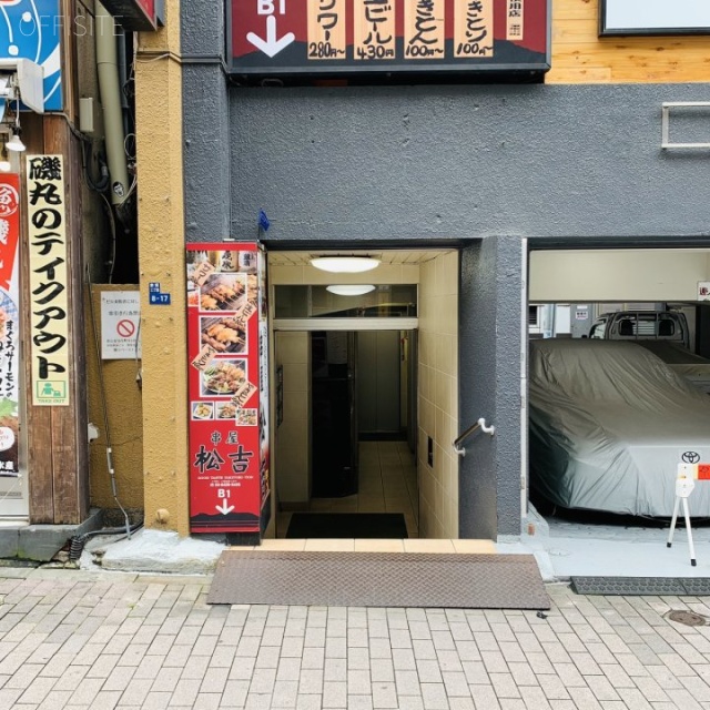 赤坂泉屋ビル エントランス