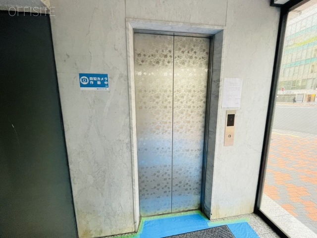 オーケンビル　エントランス