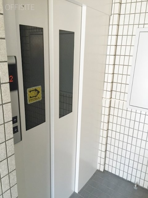 IMビル エレベーター