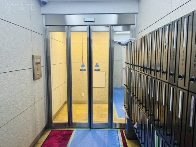 ライオンズ三田　エントランス