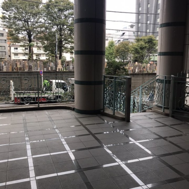 バルビゾン87 エントランス