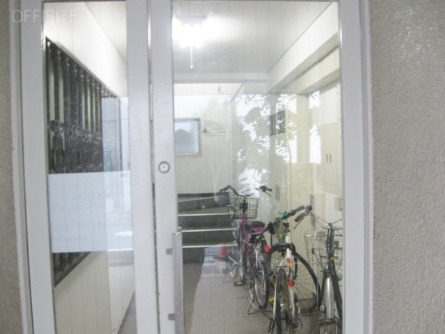 港陸運ビル 画像