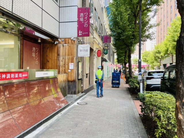 ムサシ7ビル　前面歩道