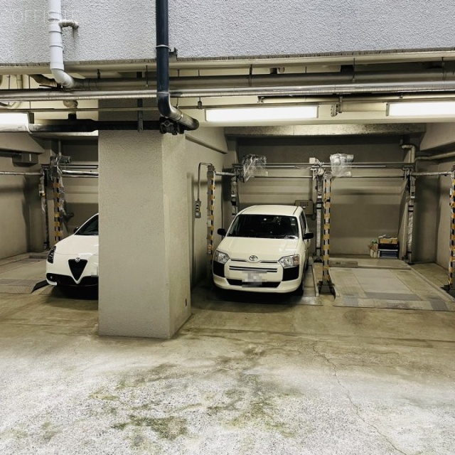 東京ロイヤルプラザ 駐車場