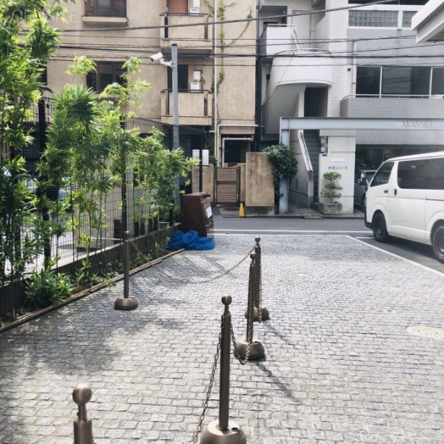 メゾンドヴィレ赤坂ビル 外観