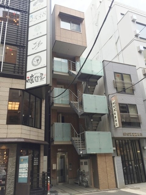 シャテニエ神田 外観