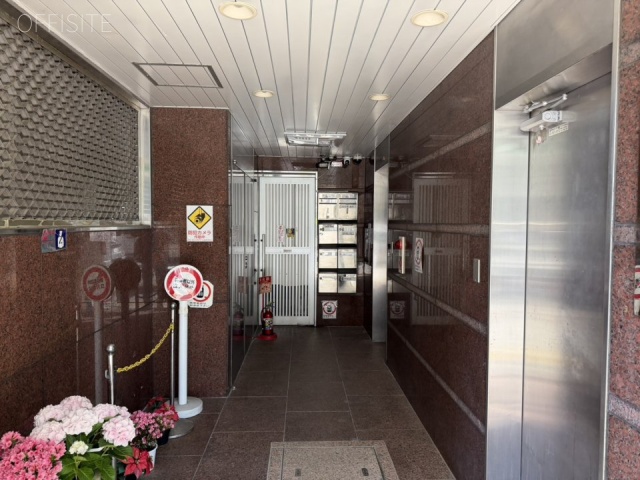 大久保ビル　エントランス