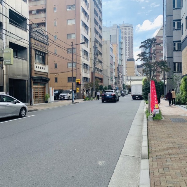 GYB秋葉原(秋葉原南ビジネスセンター) ビル前面道路