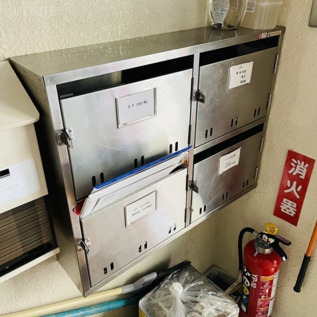 森本ビル エントランス