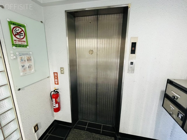 桜井ビル 3階 24.14坪　エントランス