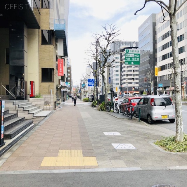 八丁堀NFビル 前面歩道