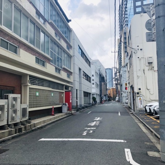 加島ビル ビル前面道路