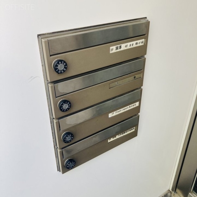 梅屋ビル 郵便受け