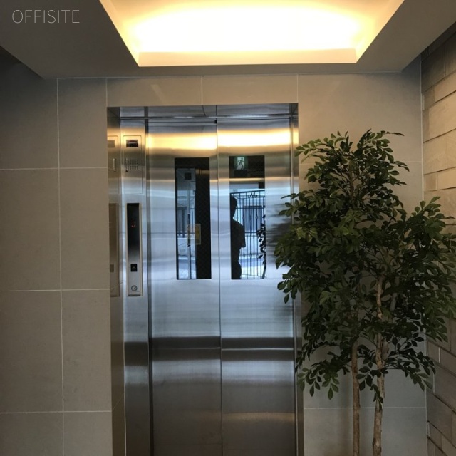 エスパス表参道　エレベーター