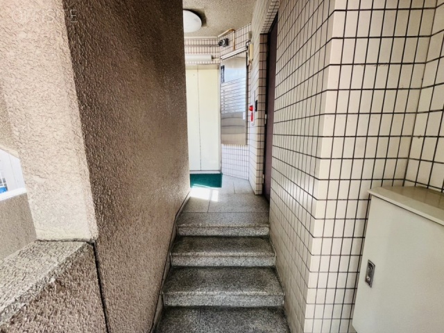 アタゴ小林ビル　エントランス