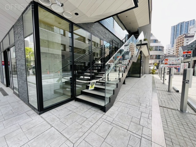 アップルーヴメントビル　外観