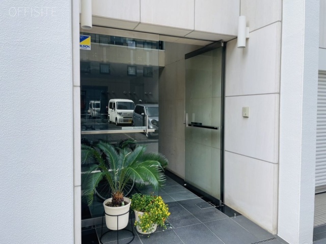上杉本社ビル　エントランス