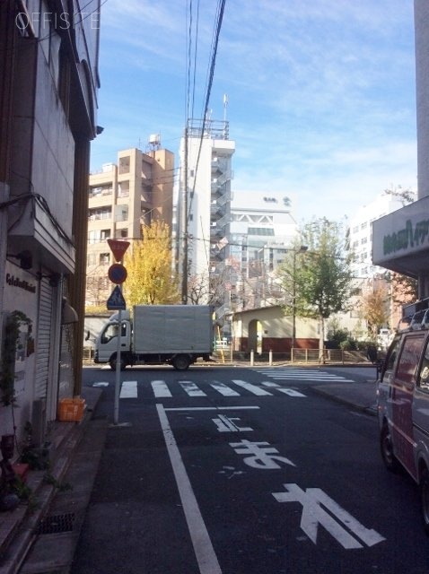 かつらぎビル ビル前面道路