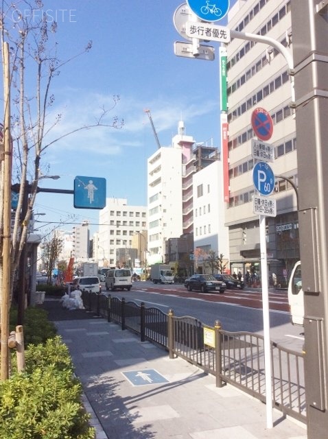 田原町シティビル ビル周辺道路