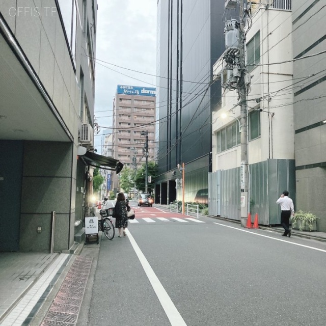 第一中村ビル ビル前面道路