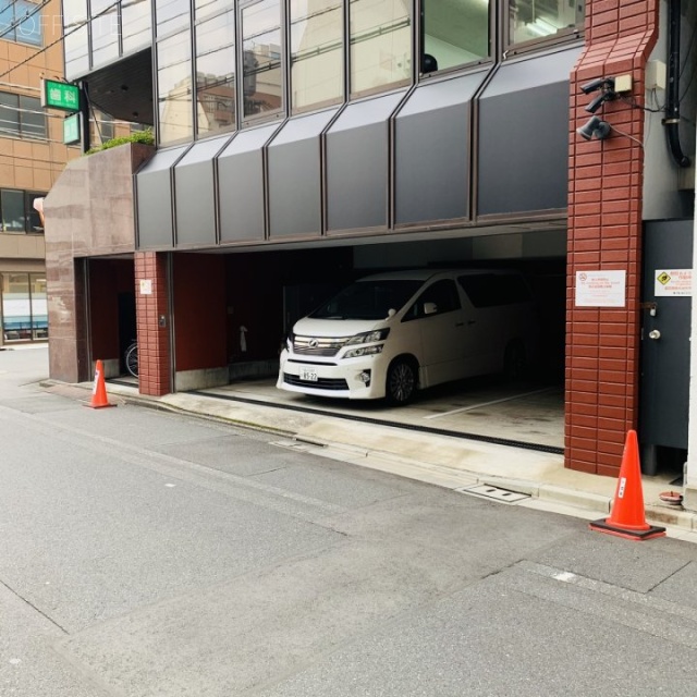 渡東ビル 駐車場